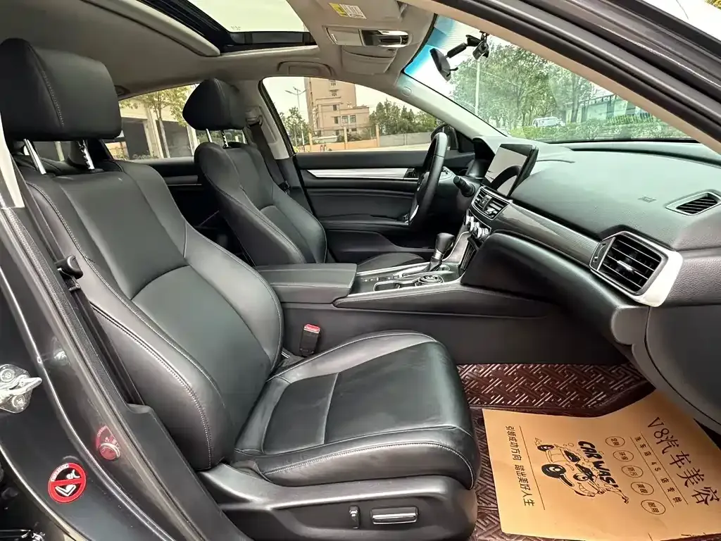 Honda Accord — фото 2