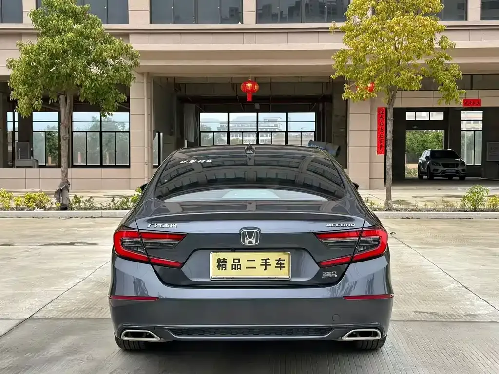 Honda Accord — фото 3