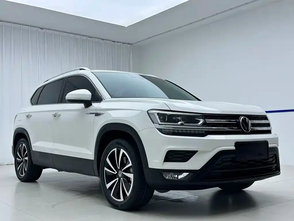 Volkswagen Tharu — фото 6