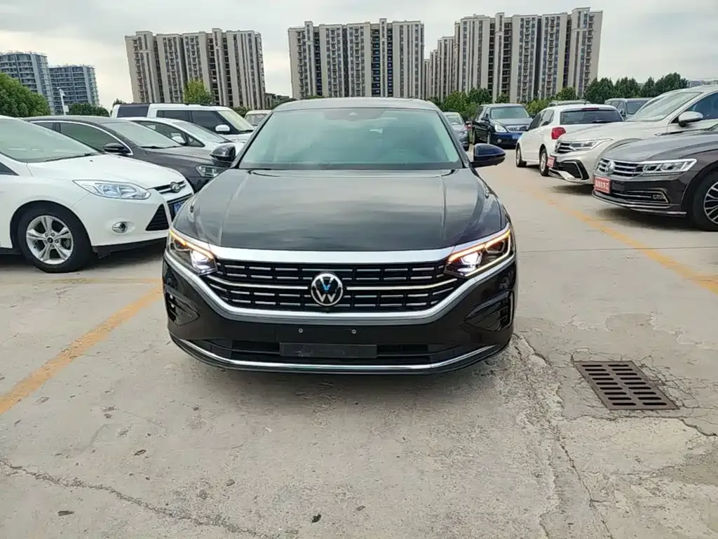 Volkswagen Passat — фото 9
