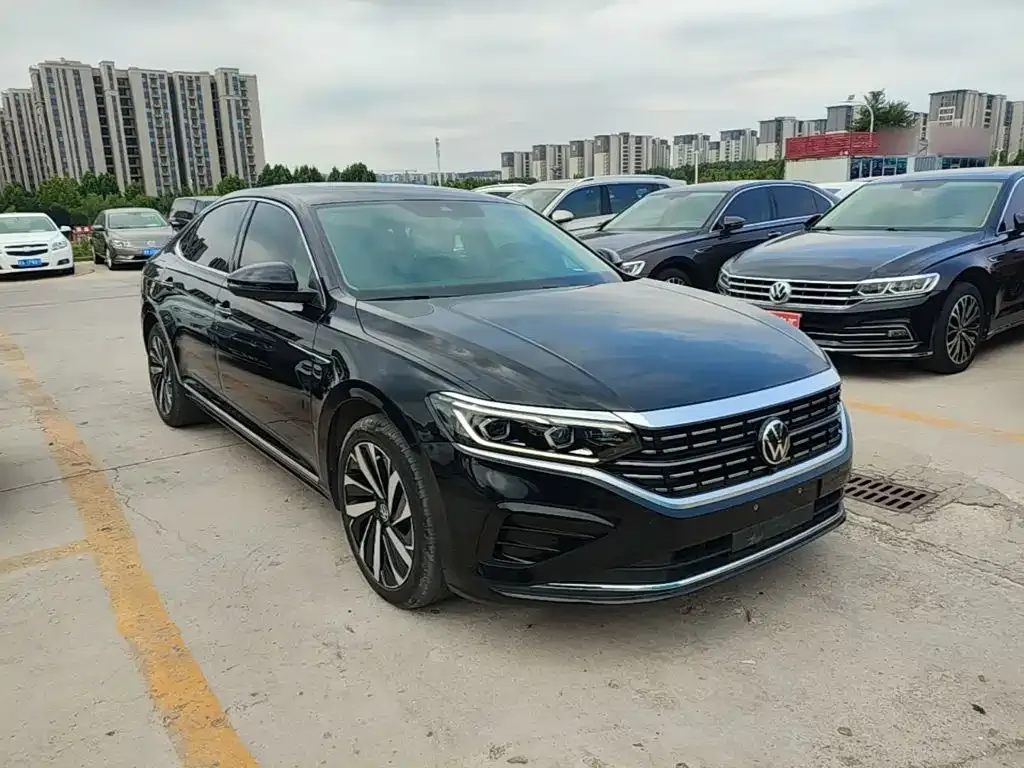 Volkswagen Passat — фото 8
