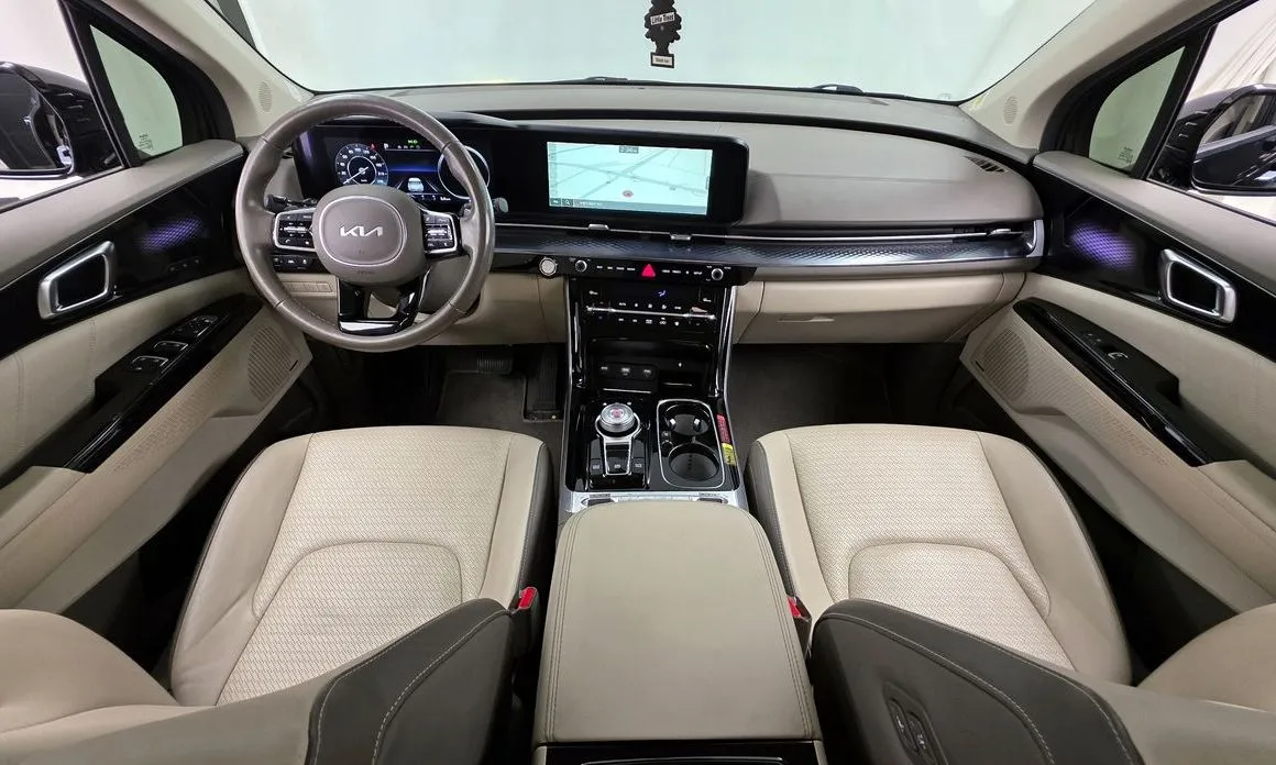 Kia Carnival — фото 10