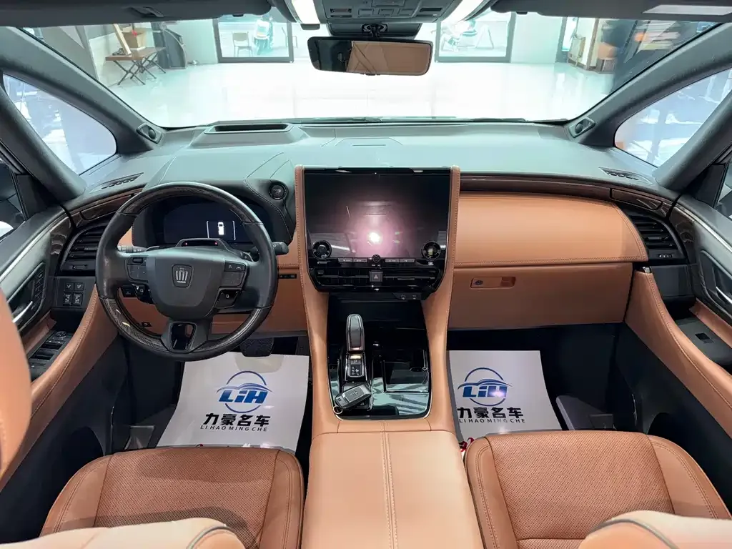 Toyota Vellfire — фото 5