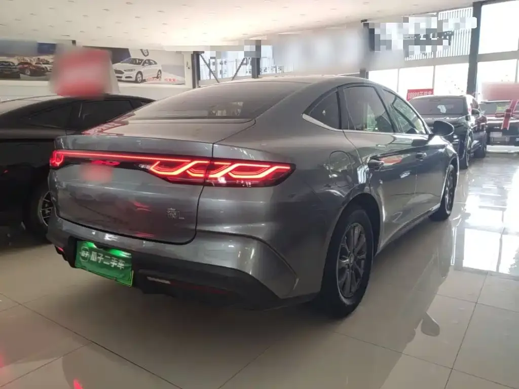 BYD Qin L — фото 8