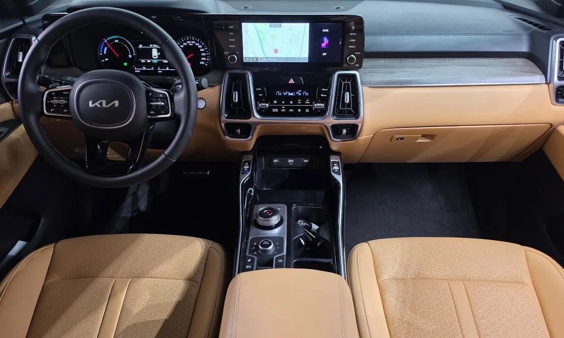 Kia Sorento — фото 9