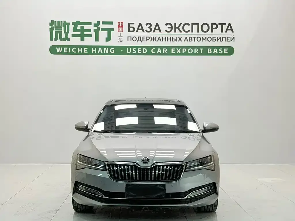 Skoda Superb — фото 4