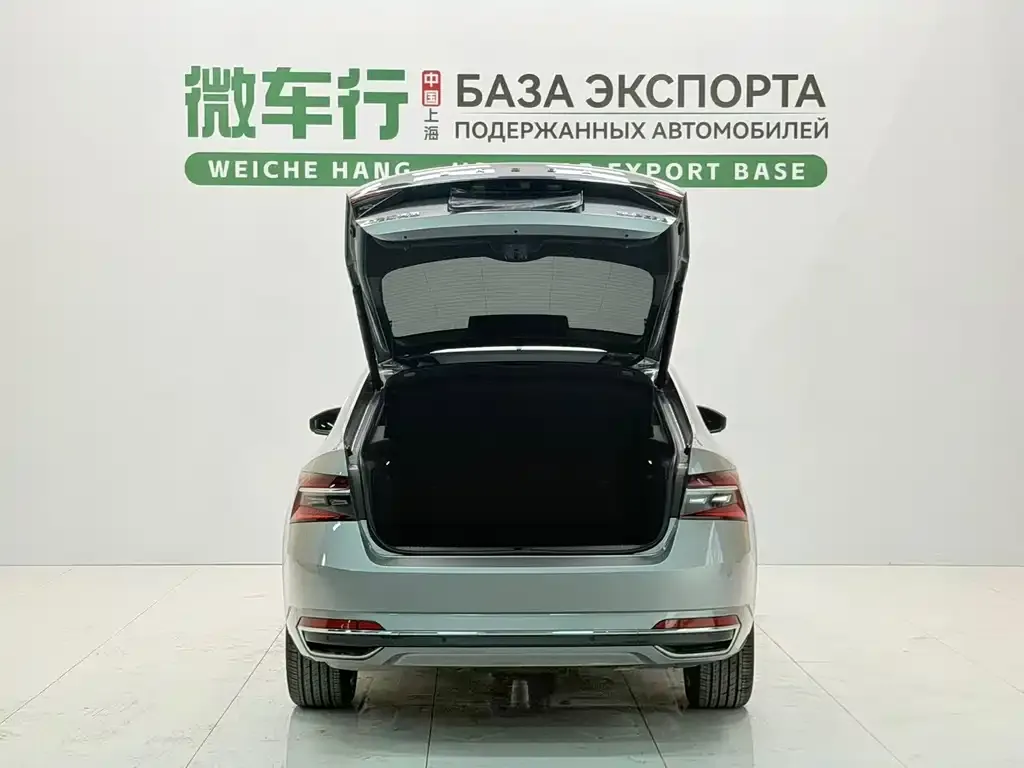 Skoda Superb — фото 6