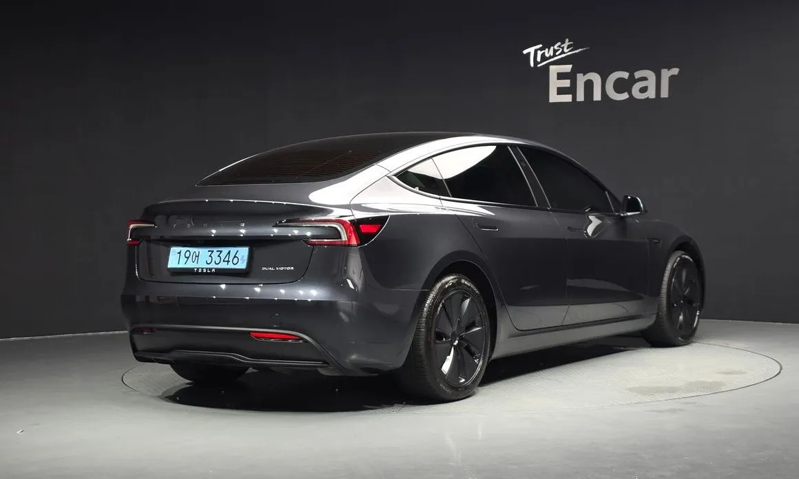 Tesla Model 3 — фото 6