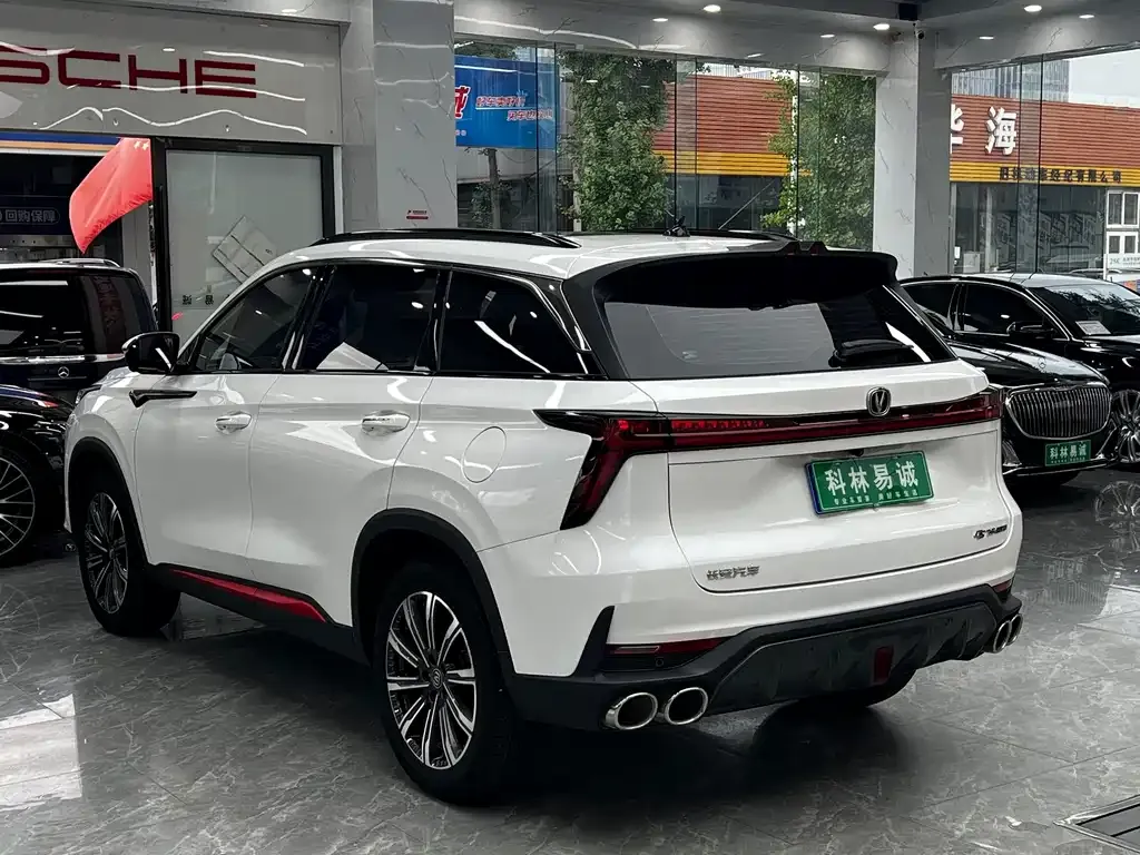 Changan CS75PLUS — фото 9