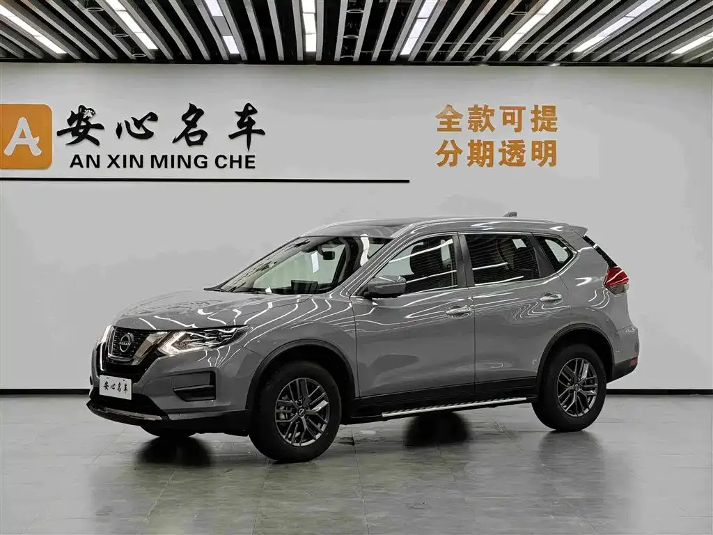 Nissan X-Trail — фото 1