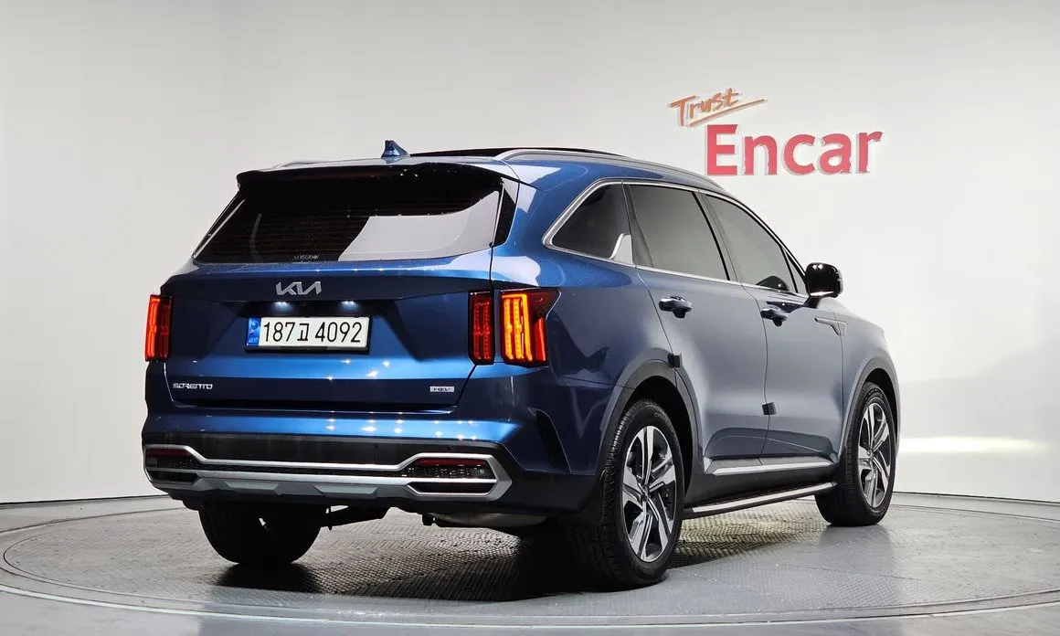 Kia Sorento — фото 4