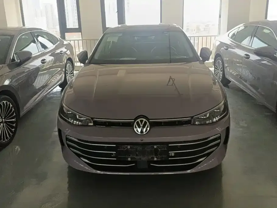 Volkswagen Passat — фото 2