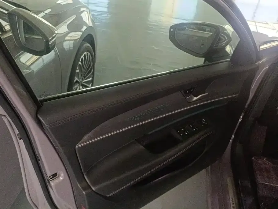 Volkswagen Passat — фото 4