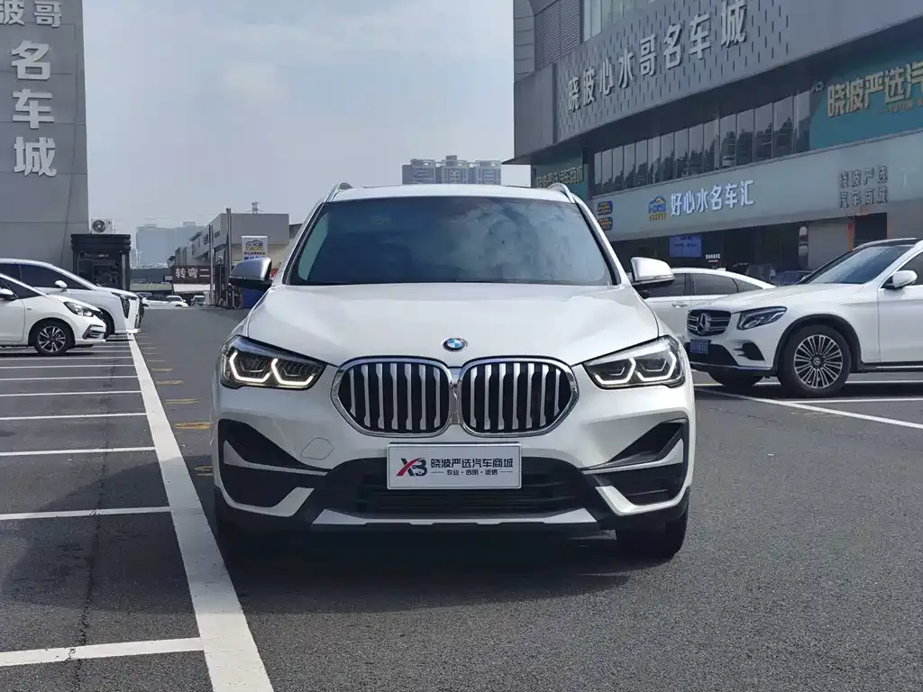 BMW X1 — фото 2