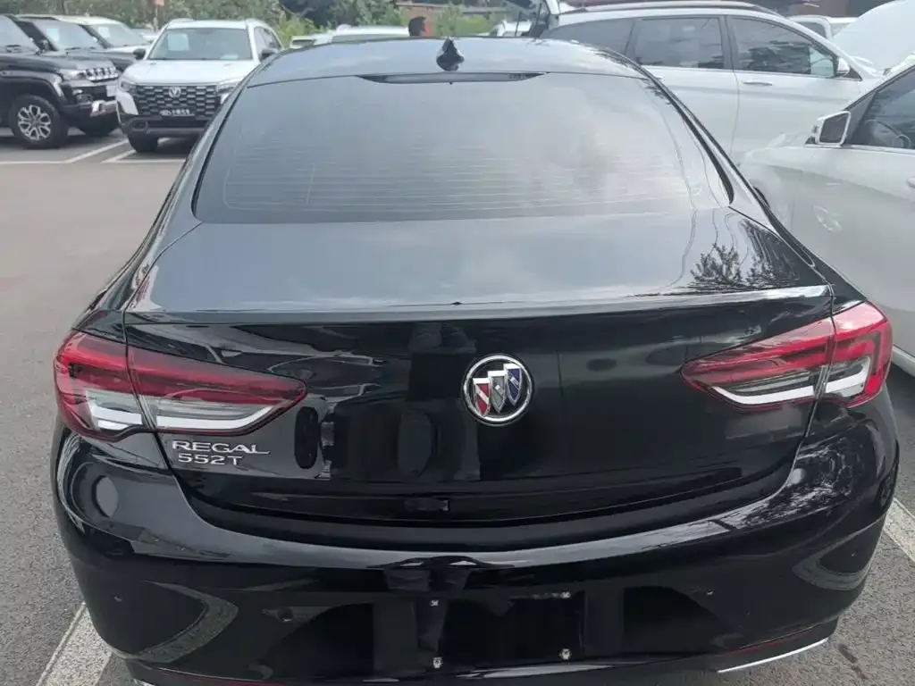 Buick Regal — фото 8