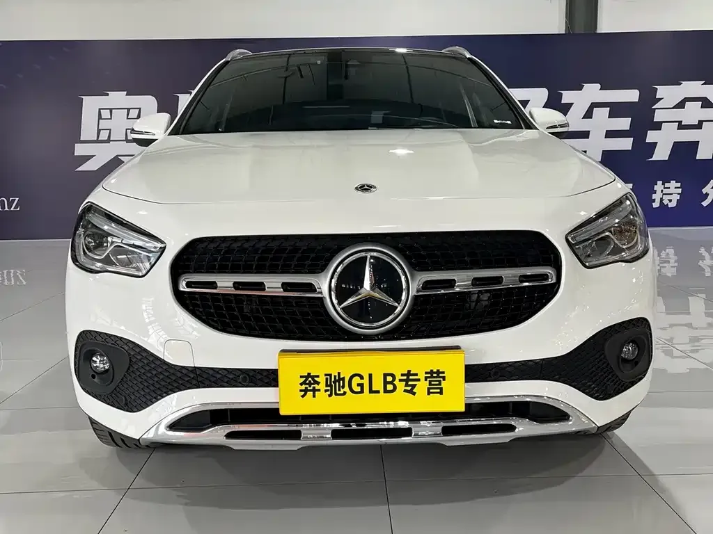 Mercedes-Benz GLA — фото 6