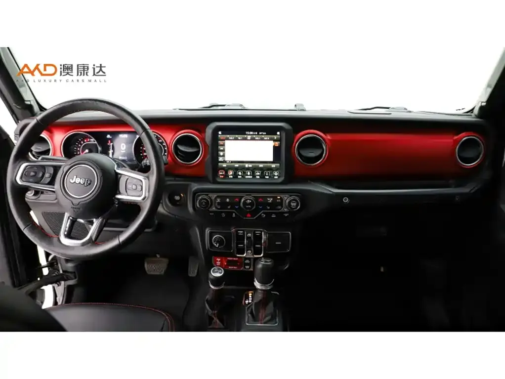 Jeep Wrangler — фото 8