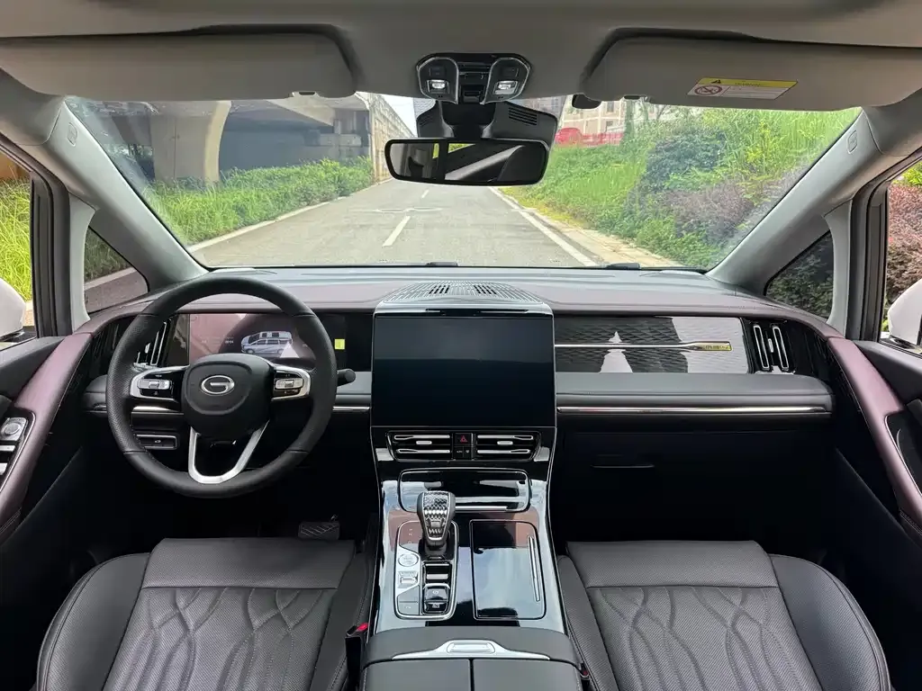 GAC Motor Trumpchi M8 — фото 2