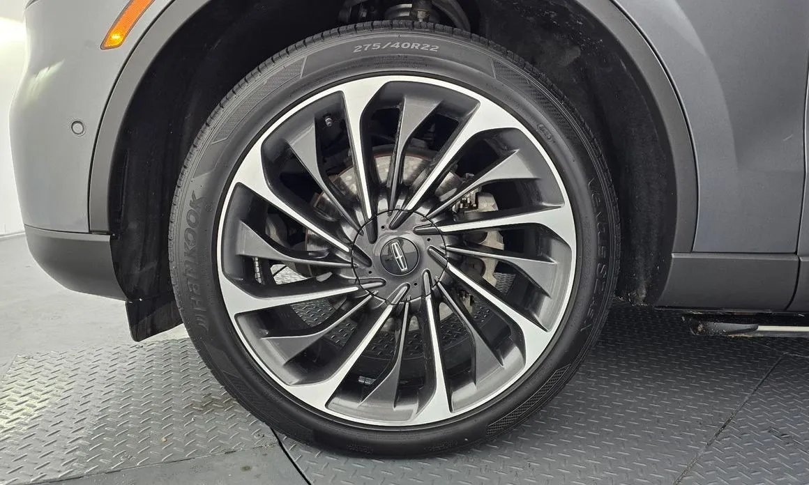 Lincoln Aviator — фото 10