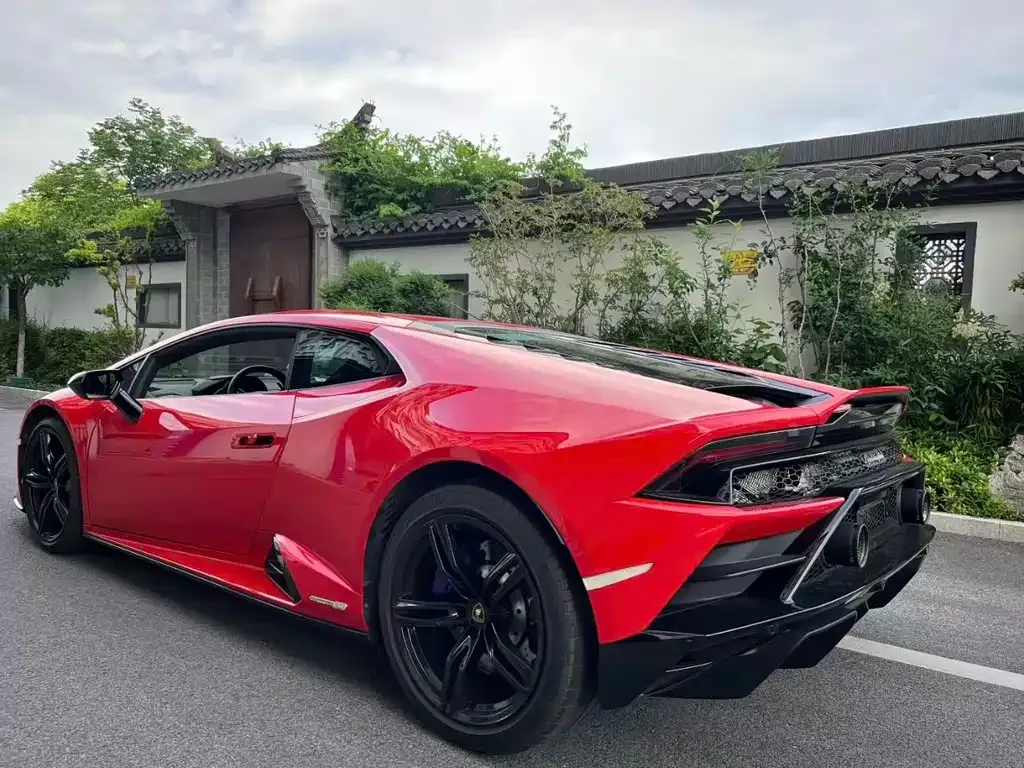 Lamborghini Huracan — фото 5