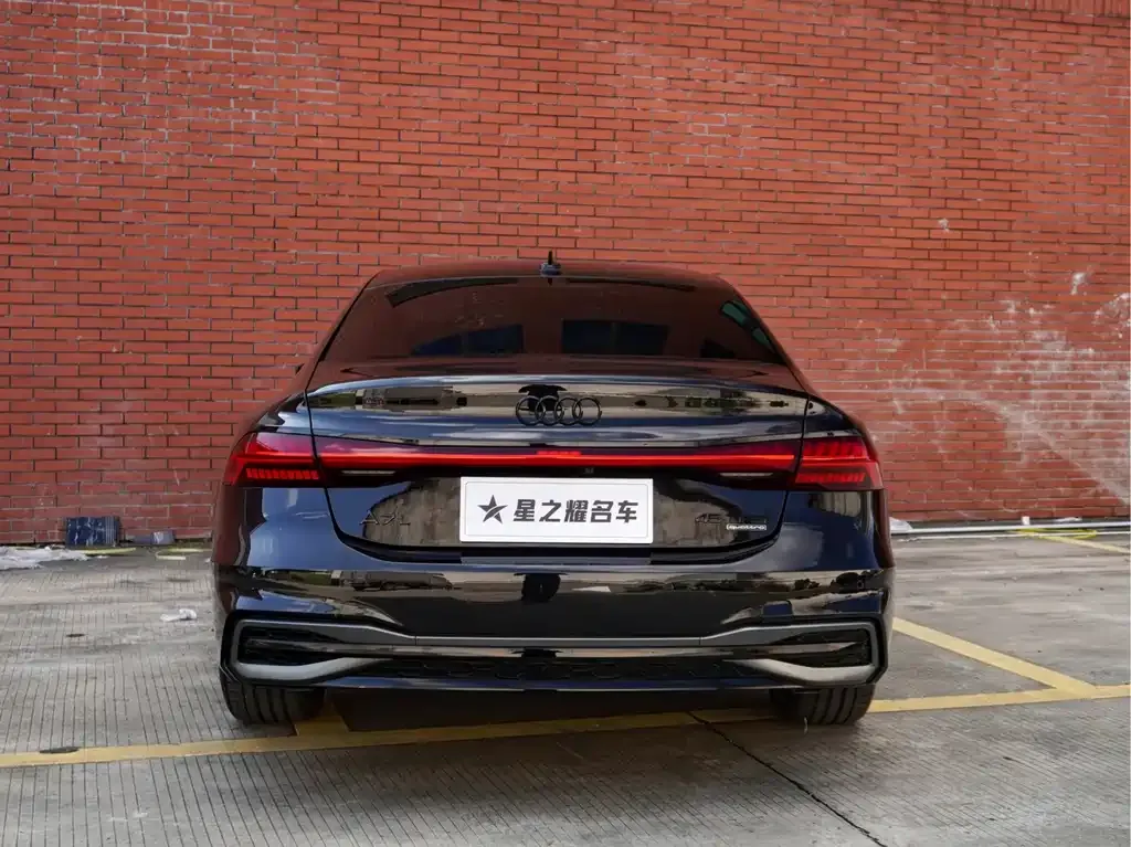 Audi A7L — фото 3