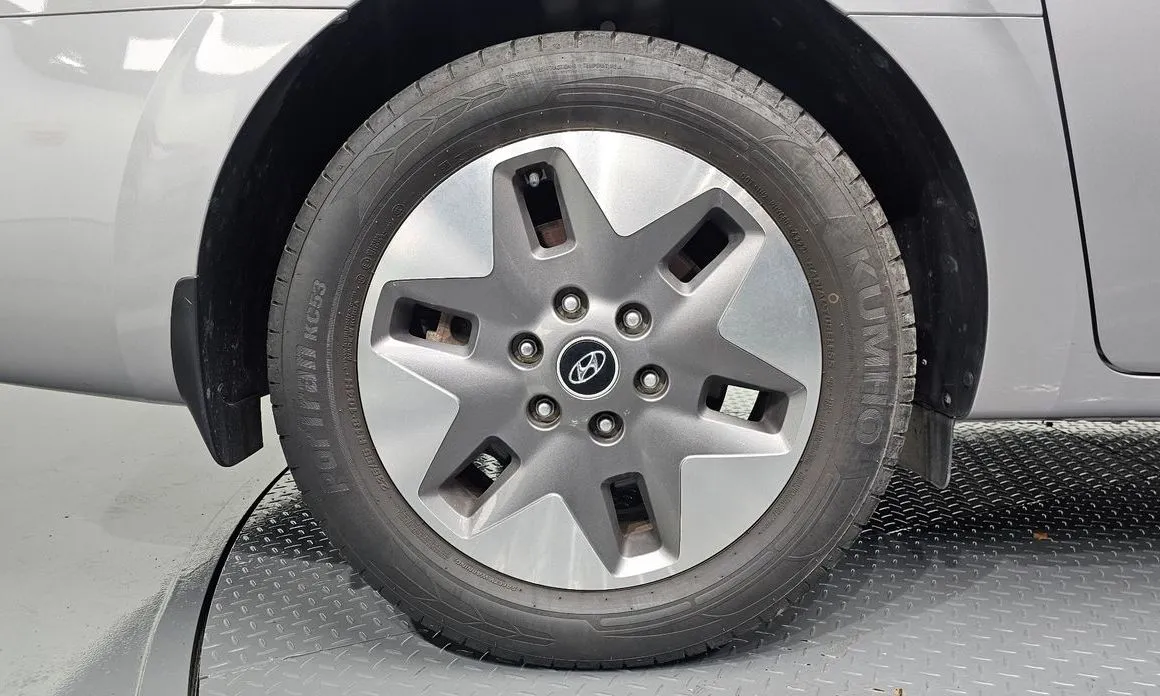 Hyundai Staria — фото 9