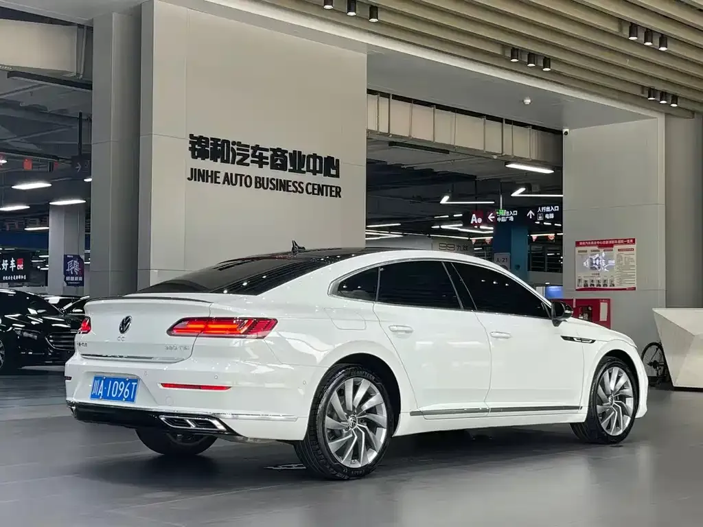 Volkswagen CC — фото 2
