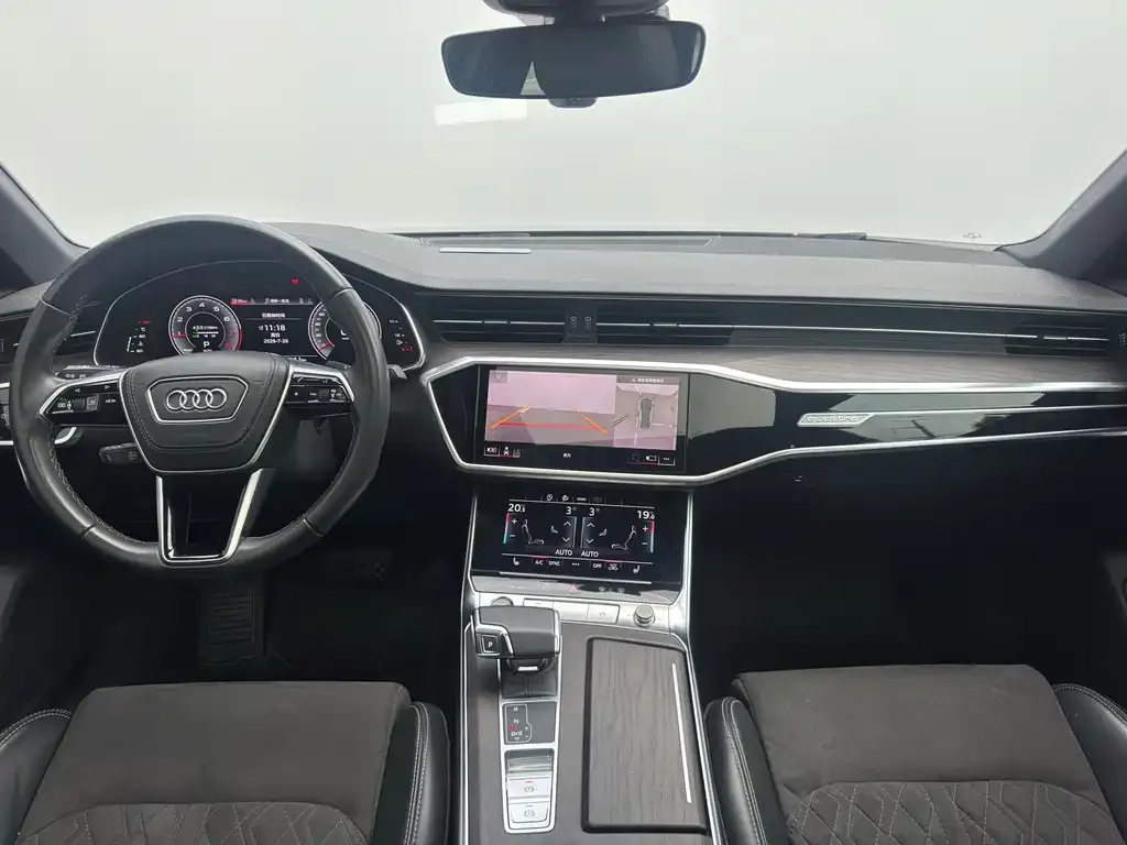 Audi A6L — фото 7