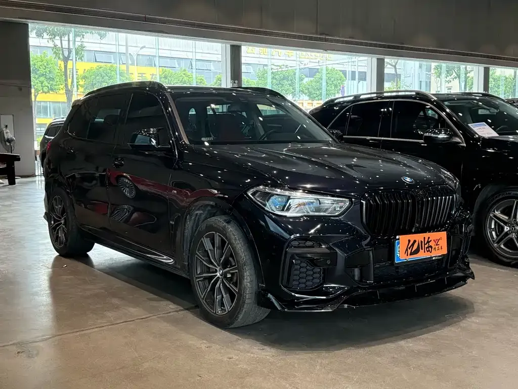 BMW X5 — фото 9
