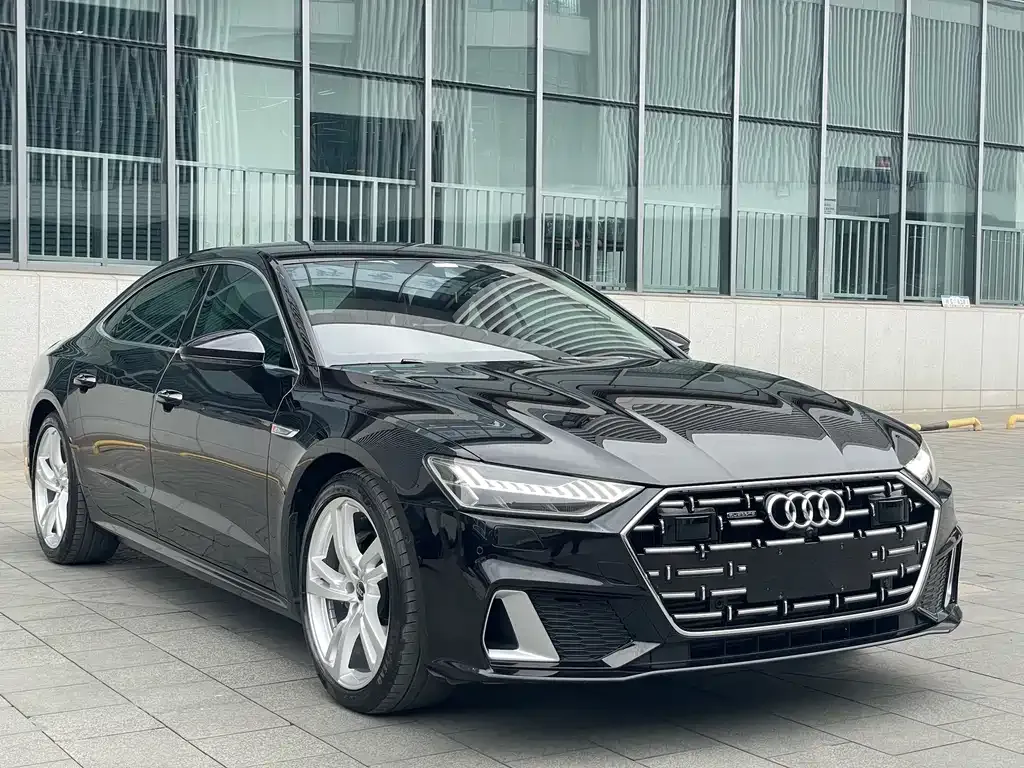 Audi A7L — фото 10