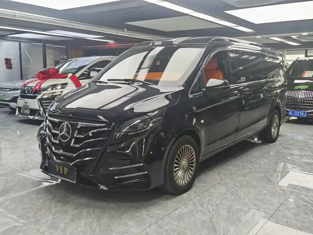 Mercedes-Benz Vito — фото 1