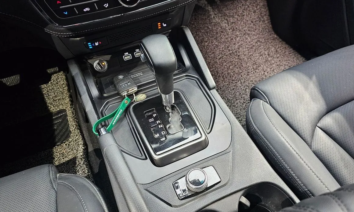 KG Mobility (Ssangyong) Rexton — фото 10