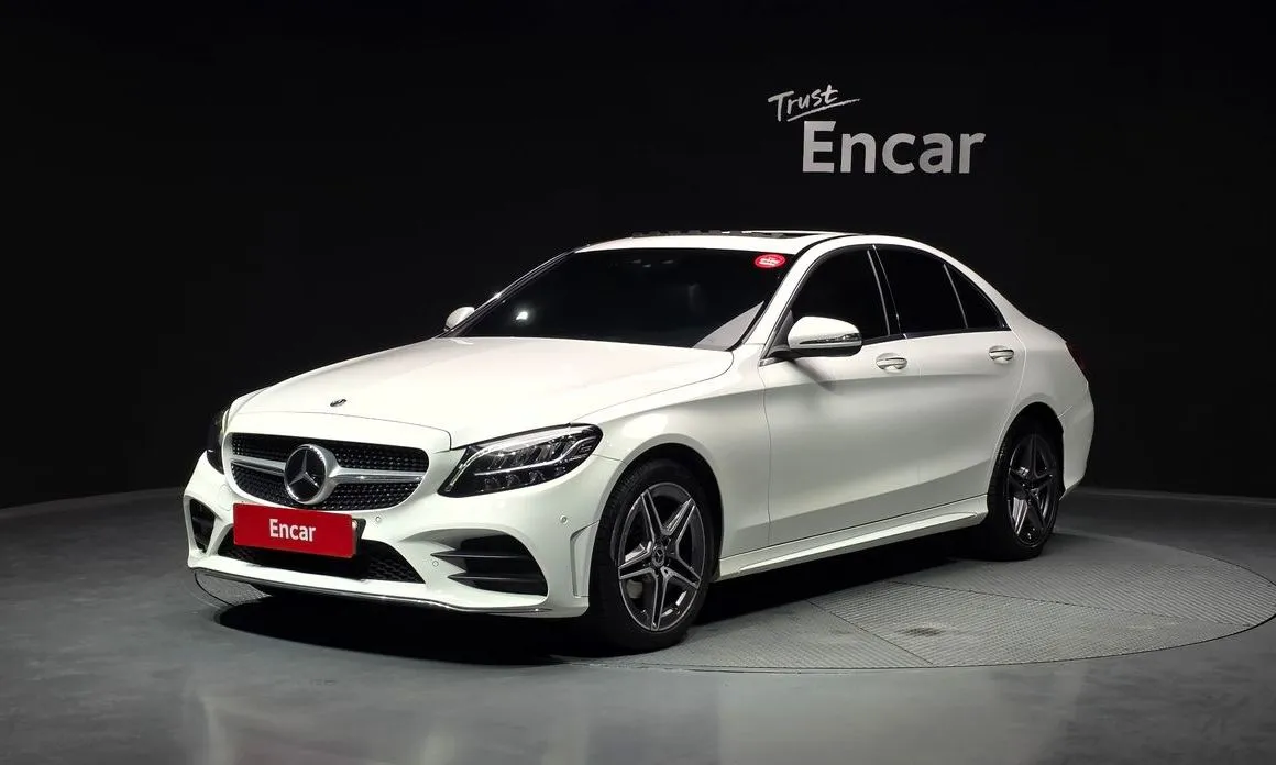 Mercedes-Benz C-Class — фото 1