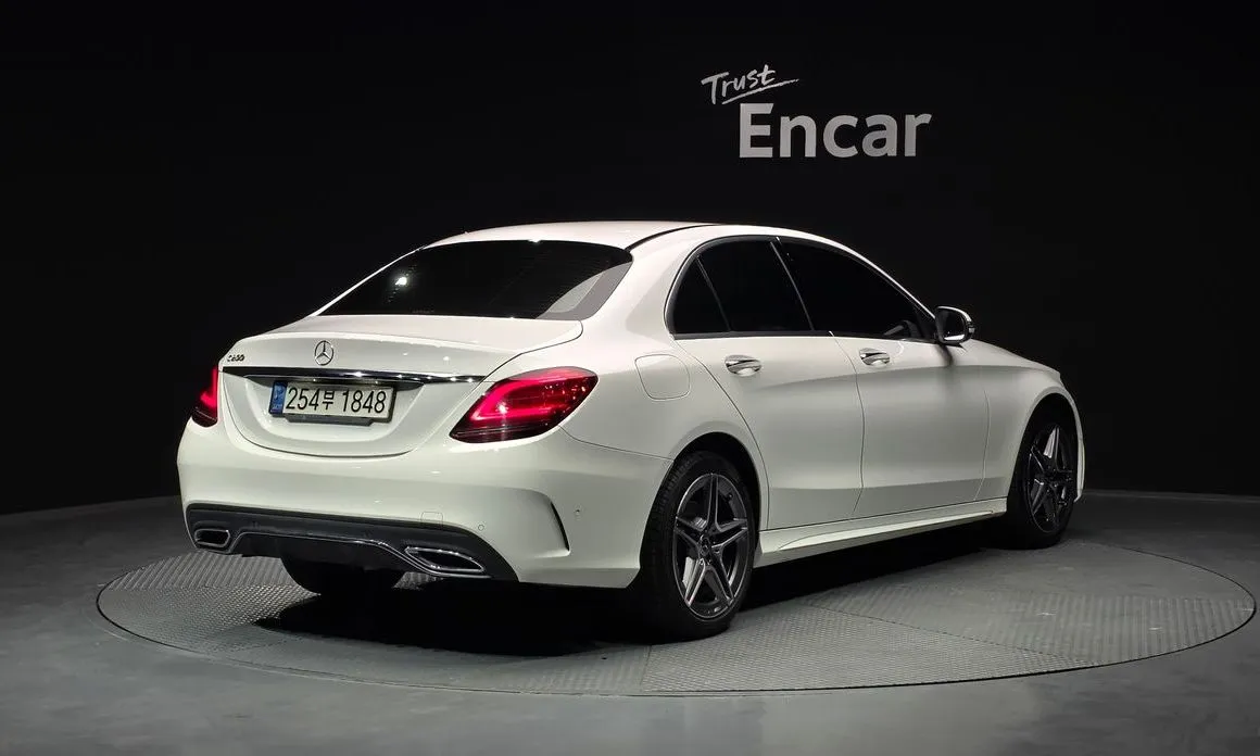 Mercedes-Benz C-Class — фото 10