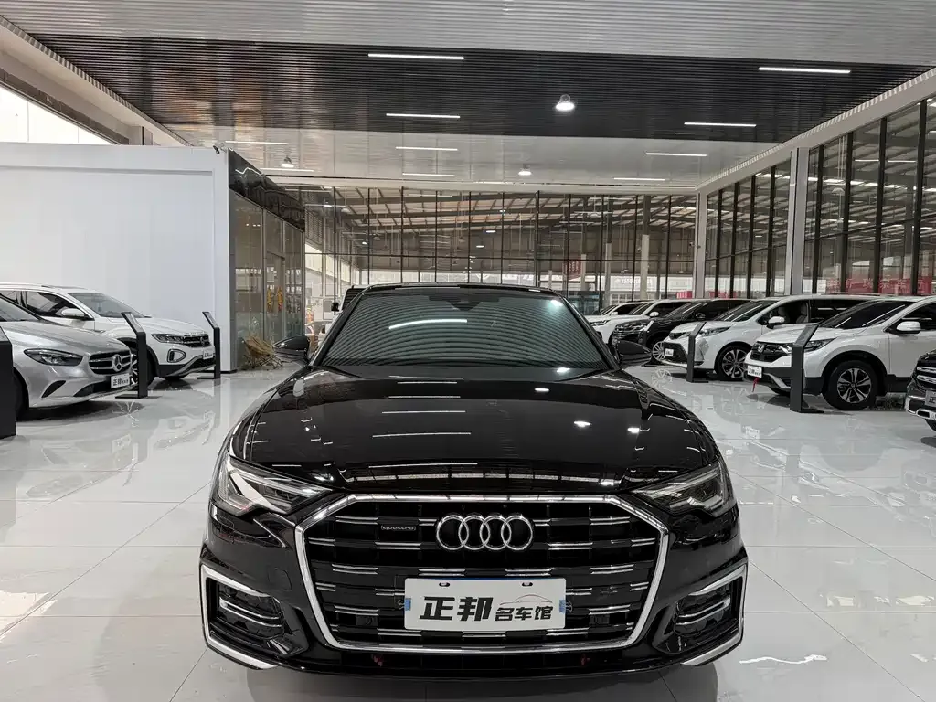 Audi A6L — фото 8