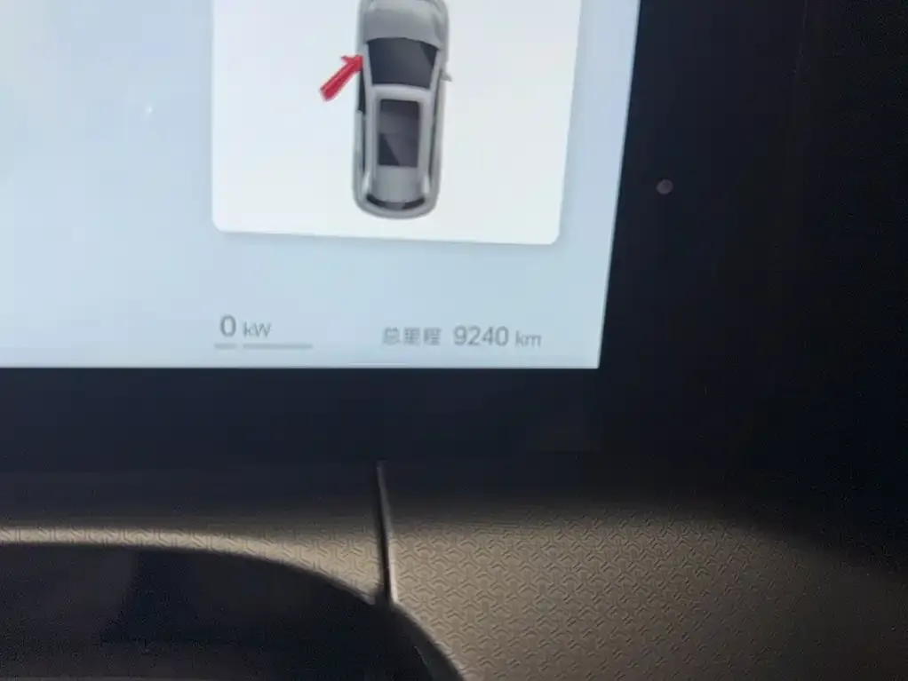 BYD L DM-i — фото 2