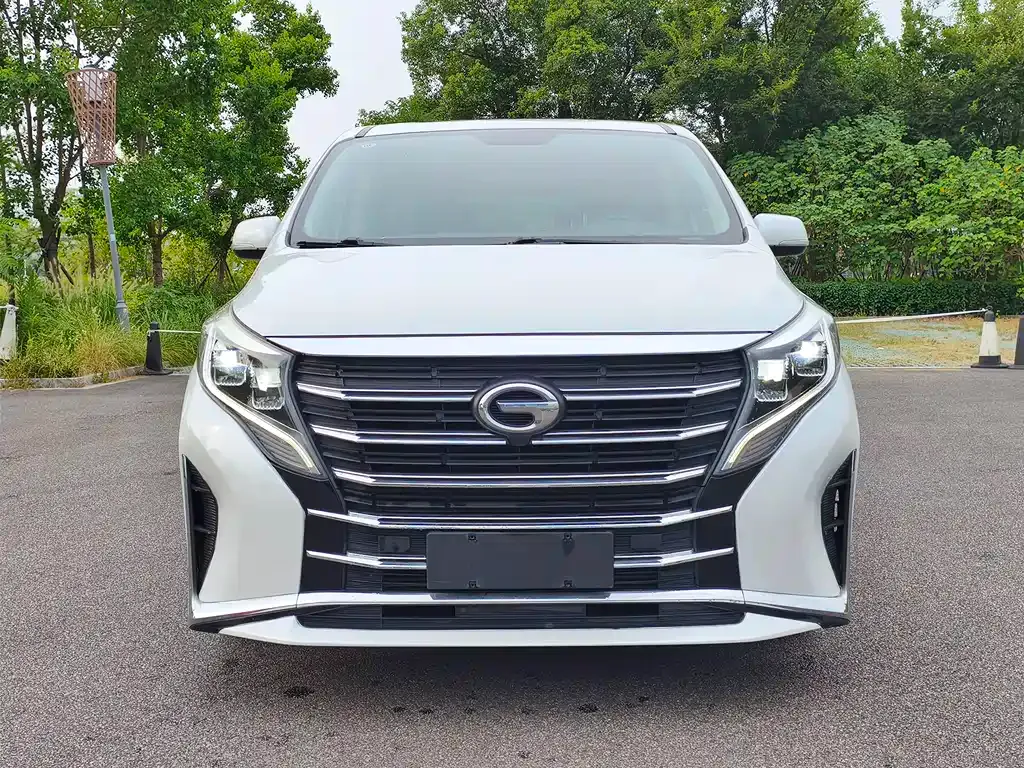 GAC Motor Trumpchi M8 — фото 10
