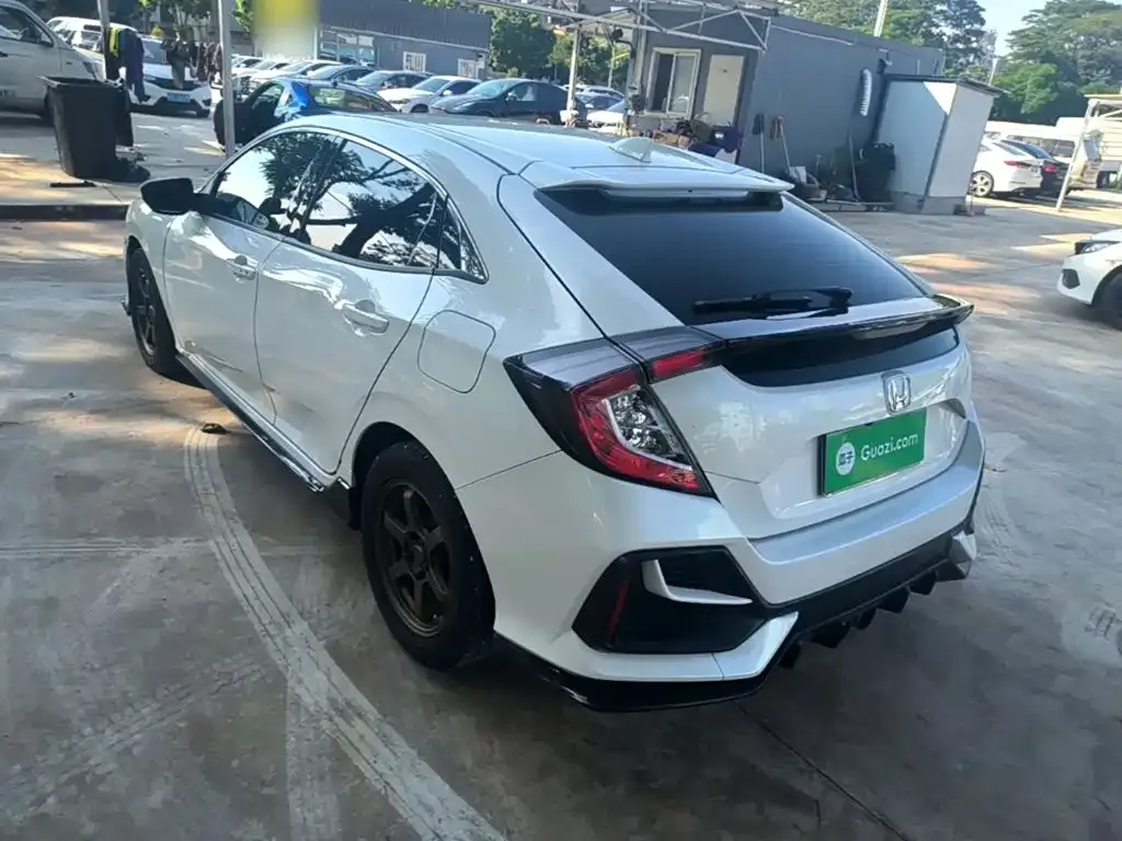 Honda Civic — фото 8