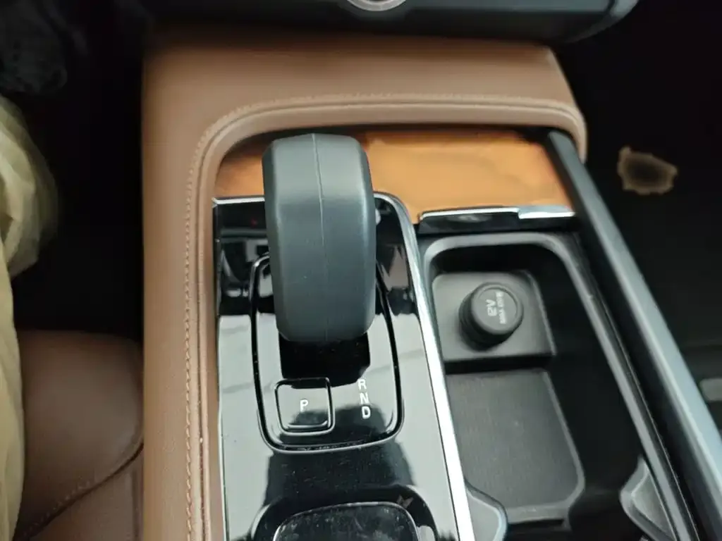 Volvo S90 — фото 3