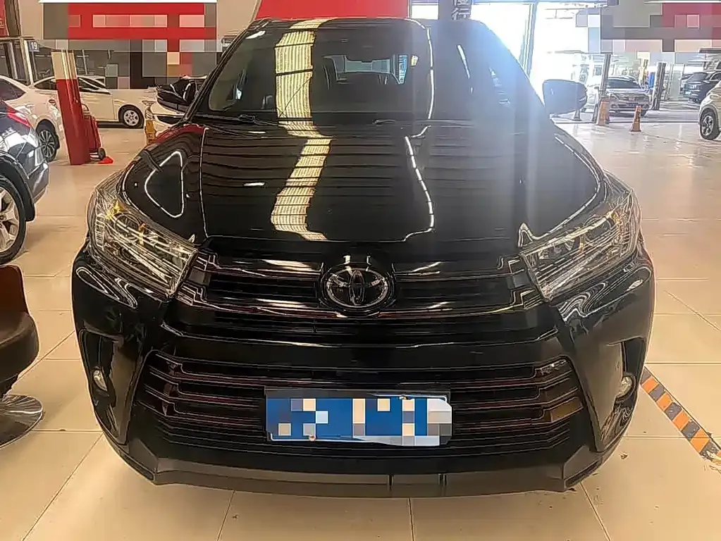 Toyota Highlander — фото 4