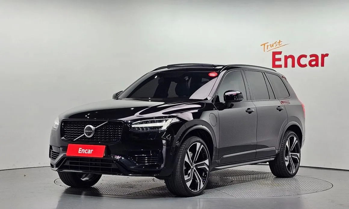 Volvo XC90 — фото 1