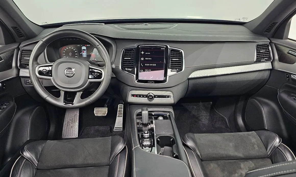 Volvo XC90 — фото 10