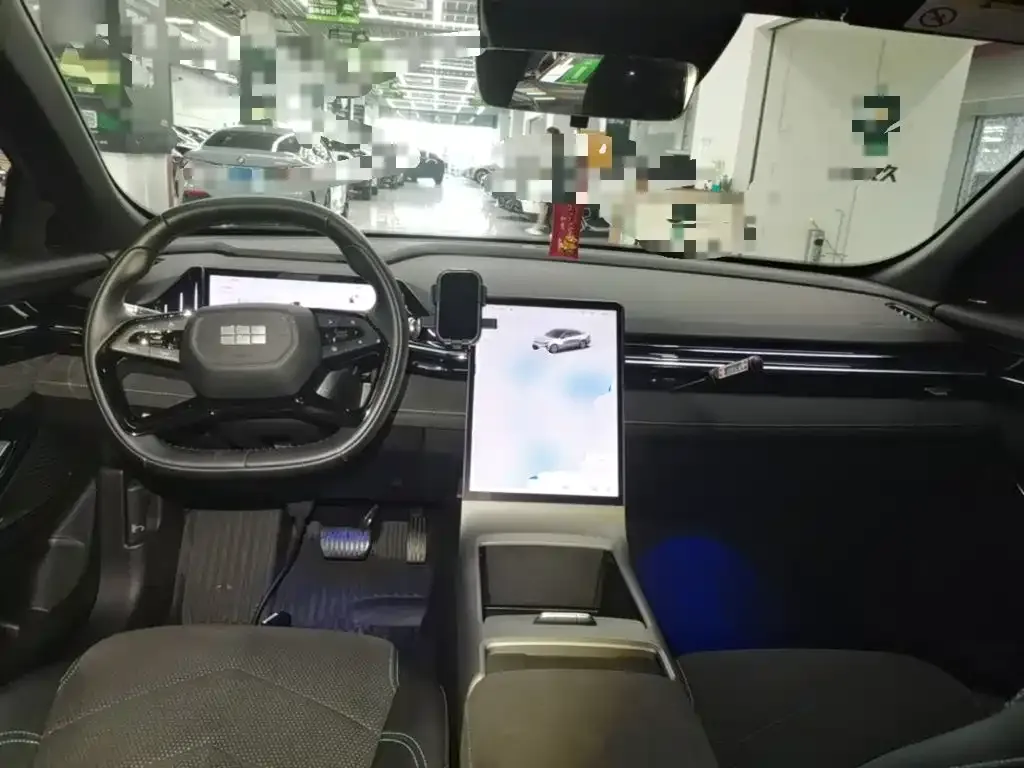 Geely Galaxy L6 — фото 5