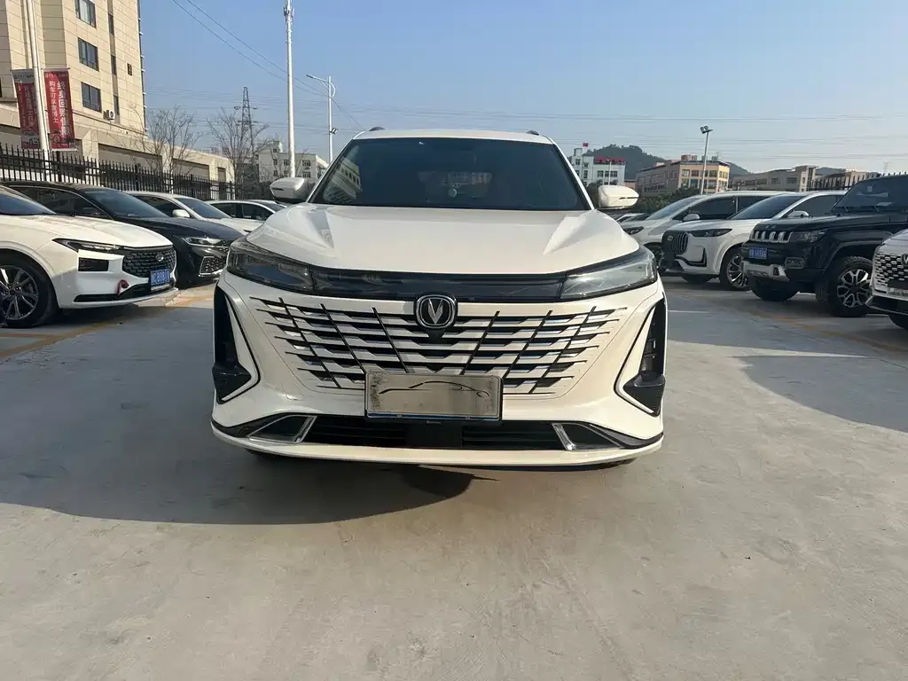 Changan CS75PLUS — фото 6