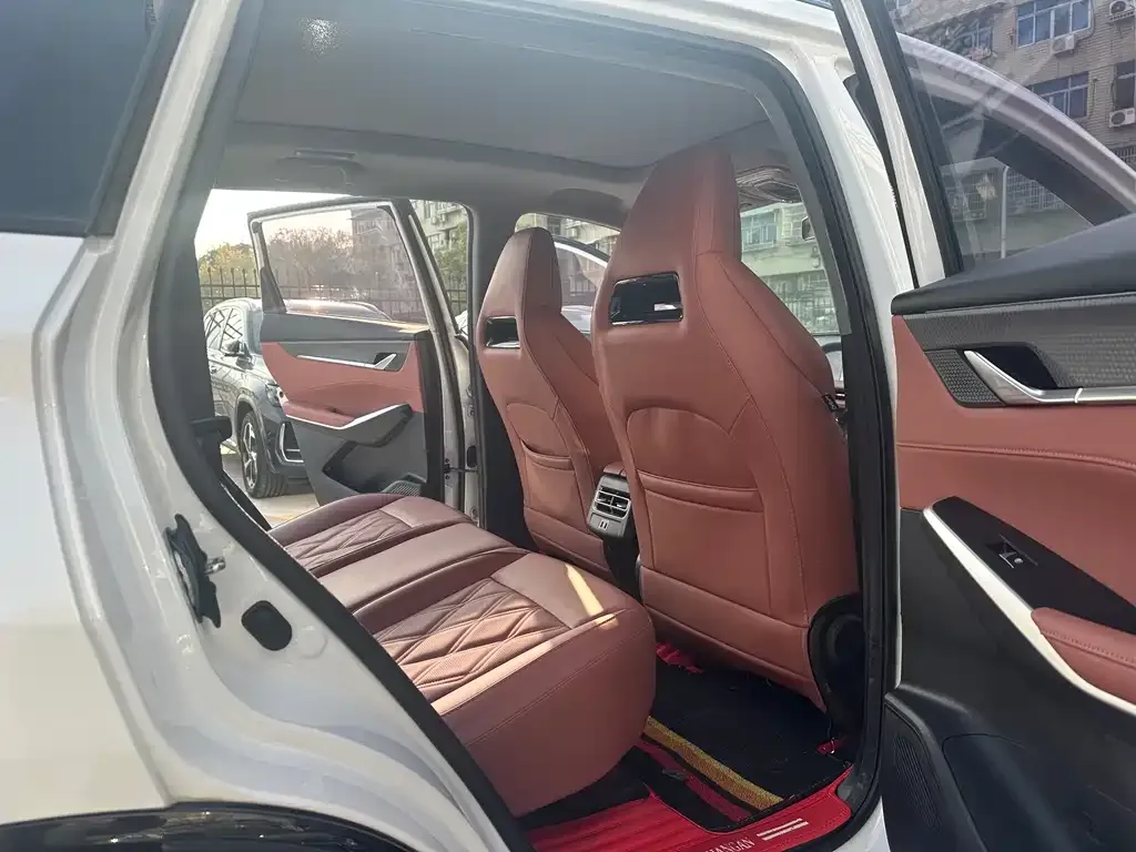 Changan CS75PLUS — фото 10