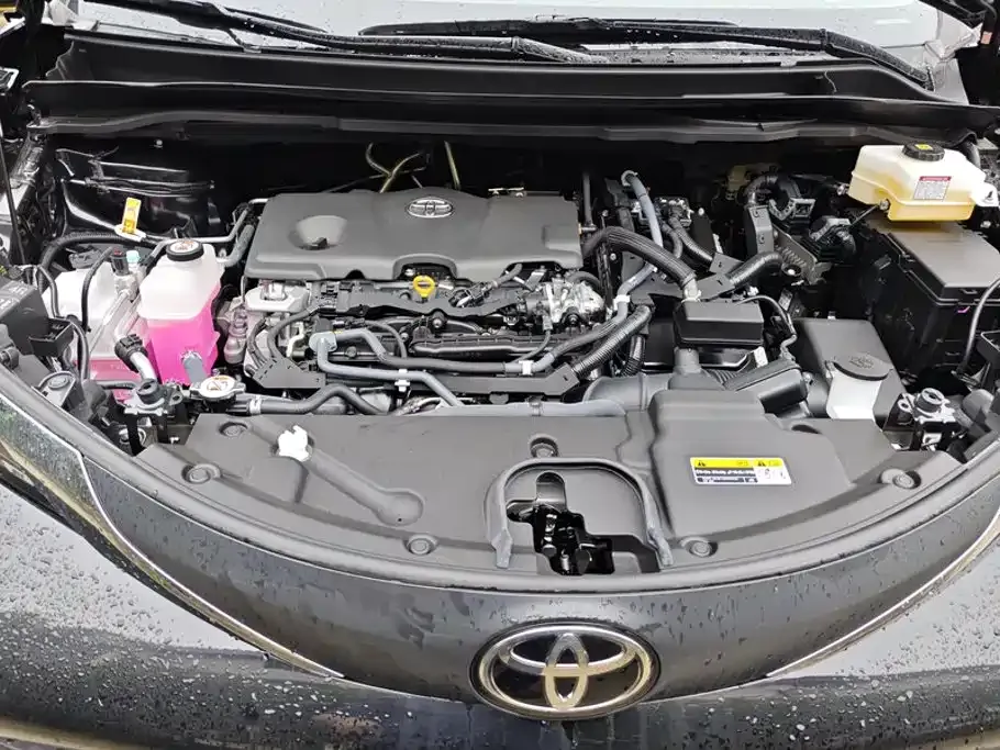 Toyota Sienna — фото 2