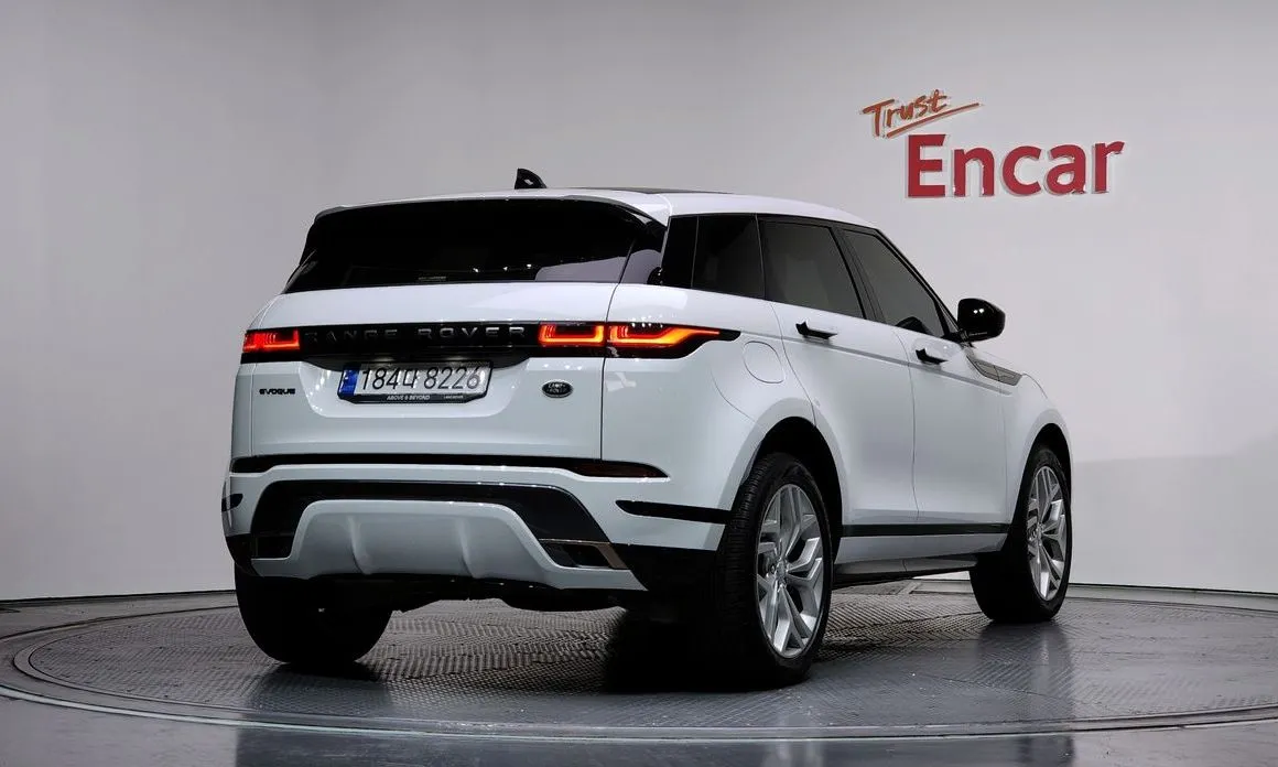 Land Rover Range Rover Evoque — фото 4