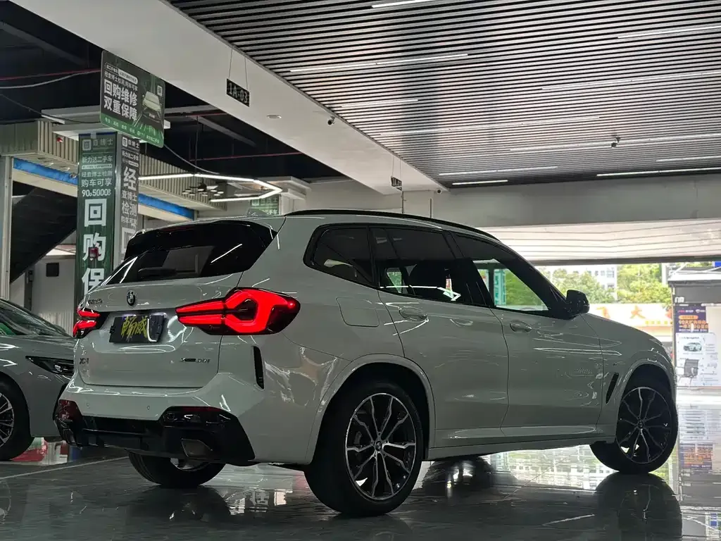 BMW X3 — фото 8