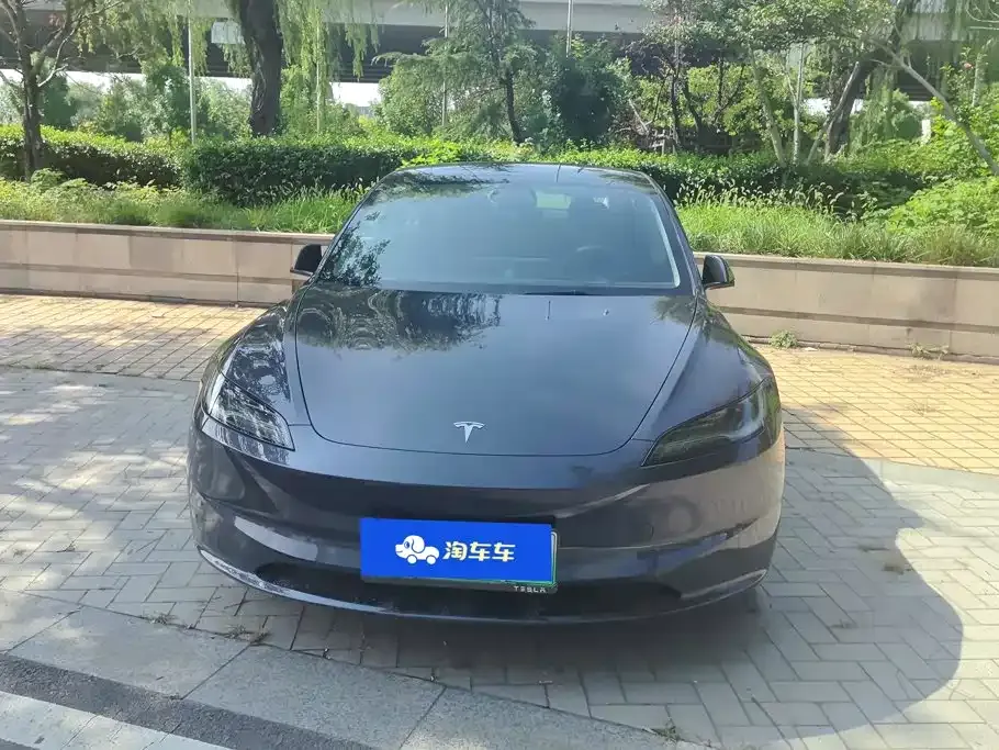 Tesla Model 3 — фото 3