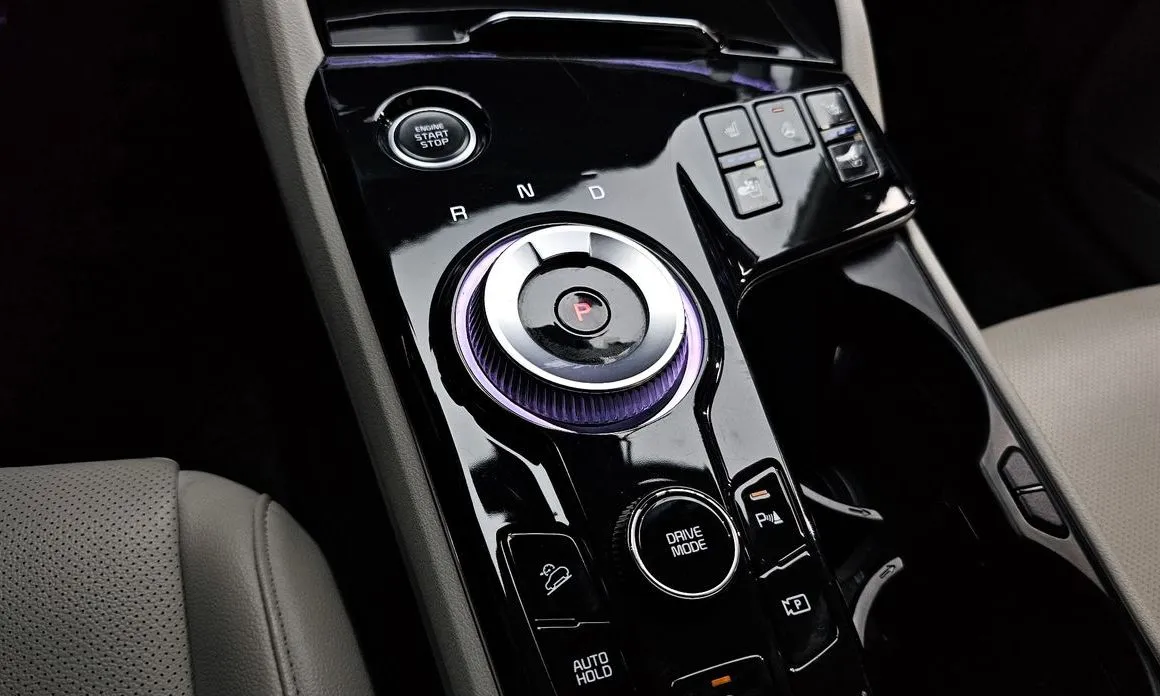 Kia Sportage — фото 9